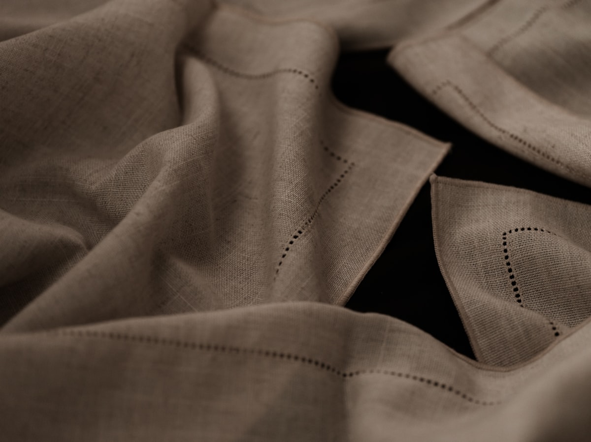 Linen Table Runner (Natural)